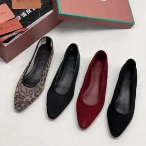 Ballet black leather flats, view 2