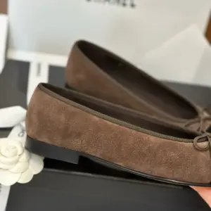 Ballet brown suede flats, view 2