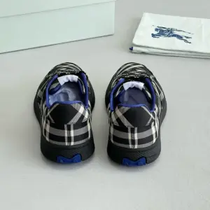 Black canvas sneakers, view 5