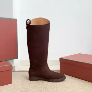 Black leather boots, view 4