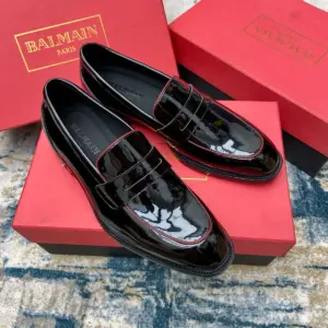 Black leather derby shoes, view 3