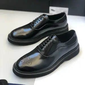 Brogue Derby Shoes in Black placeholder image