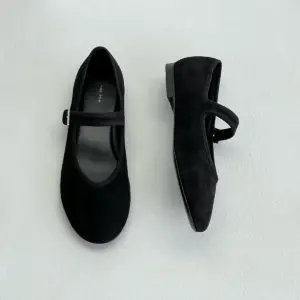 Black leather flats, view 2