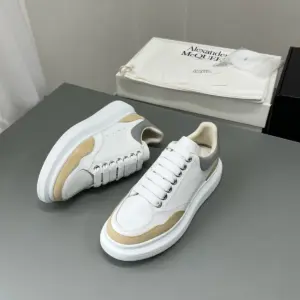Black leather sneakers, view 4