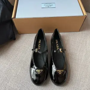 Black patent leather flats, view 4