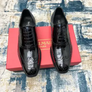 Black patent leather oxford shoes, view 3
