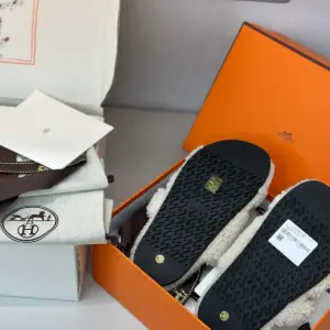 Black rubber slippers, view 3