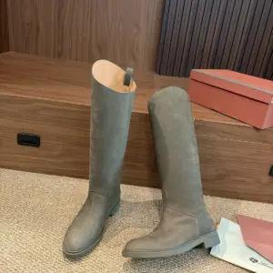 Black suede boots, view 3