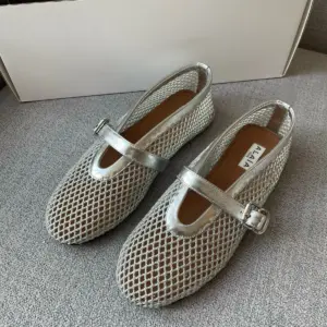 Brown mesh flats, view 4