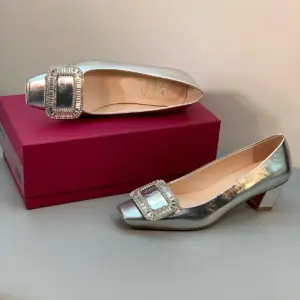 Buckle burgundy leather heels, view 2