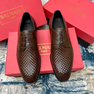 Casual black leather derby shoes, view 5