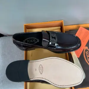 Casual black patent leather loafers, view 3