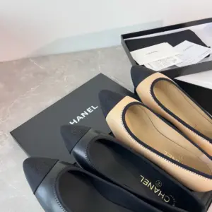 Chain brown leather flats, view 3