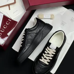 Chunky black leather sneakers, view 4