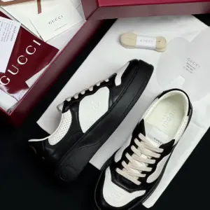 Chunky black leather sneakers, view 5