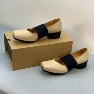 Classic brown leather flats, view 4