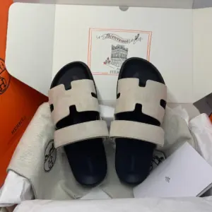 Classic grey suede sandals, view 5