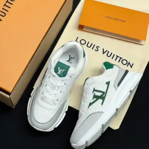 Classic white leather sneakers, view 2