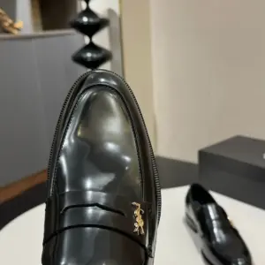 Men's Loafers in Black placeholder image