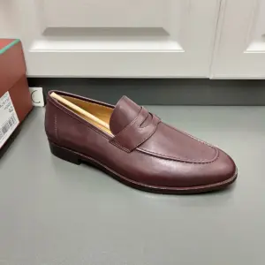 Mens brown leather loafers, view 4
