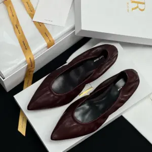 Pointed Flats in Black placeholder image
