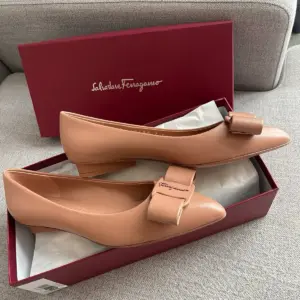 Pointed brown leather flats, view 5