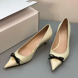 Pointed brown leather heels, view 3