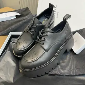 Retro Derby Shoes in Black placeholder image