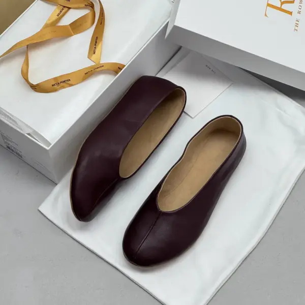 Retro brown leather flats, view 1