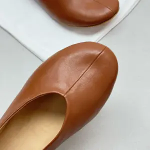 Retro brown leather flats, view 3