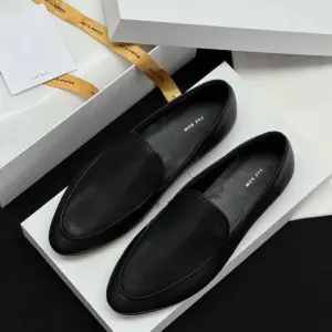 Retro brown suede loafers, view 4
