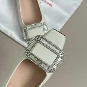 Silver patent leather heels, view 3