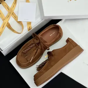 Tassel brown leather loafers, view 5