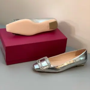 White leather flats, view 4